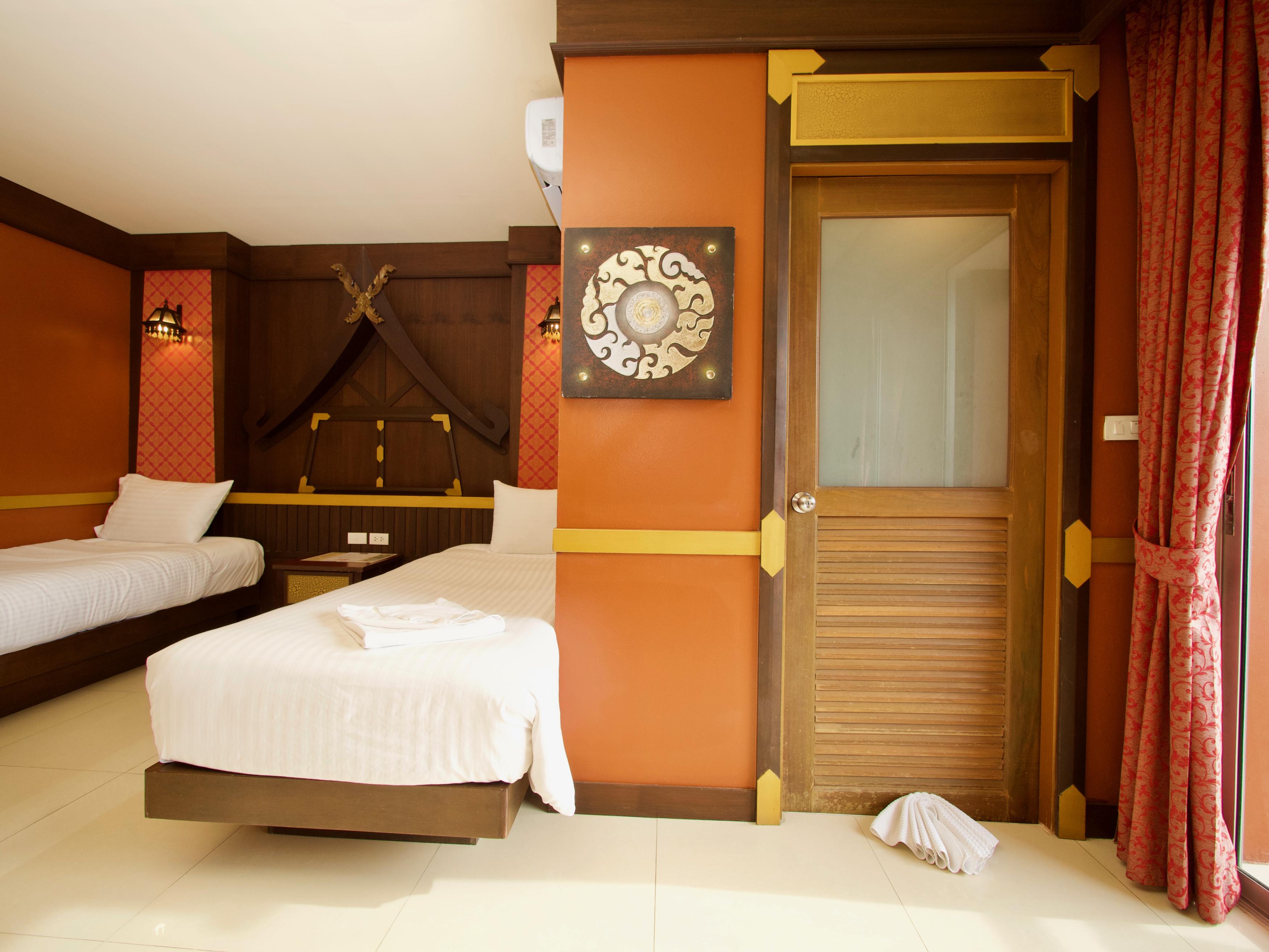 99 Khách sạn Patong